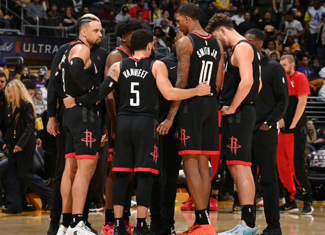 内完成身份 内完成身份