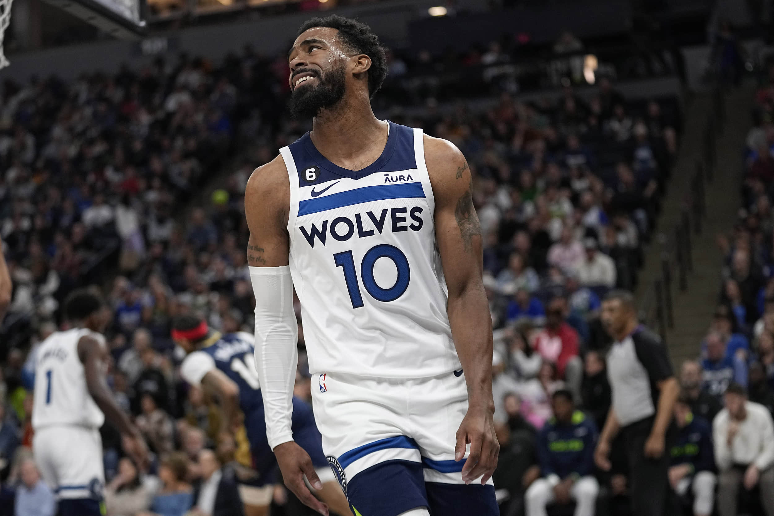 佩戴面具复 佩戴面具复